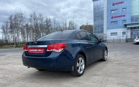 Chevrolet Cruze II, 2010 год, 530 000 рублей, 5 фотография