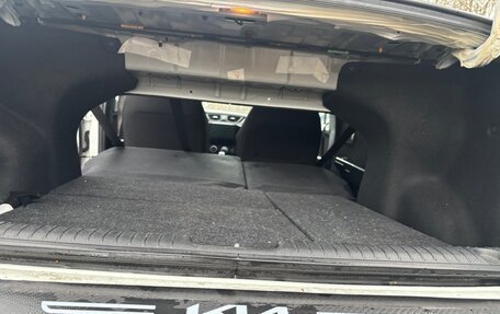 KIA Rio III рестайлинг, 2014 год, 900 000 рублей, 10 фотография