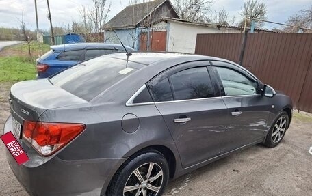 Chevrolet Cruze II, 2010 год, 550 000 рублей, 2 фотография