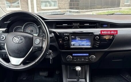 Toyota Corolla, 2013 год, 1 200 000 рублей, 12 фотография