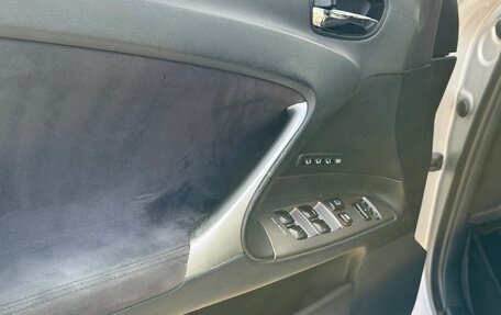 Lexus IS II рестайлинг 2, 2006 год, 1 150 000 рублей, 12 фотография