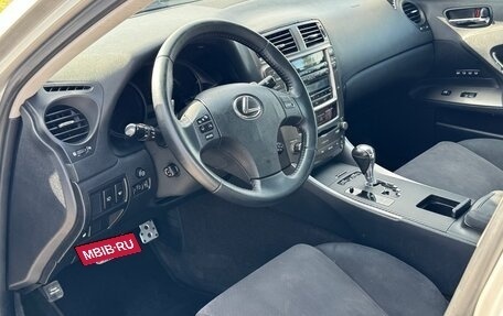 Lexus IS II рестайлинг 2, 2006 год, 1 150 000 рублей, 13 фотография