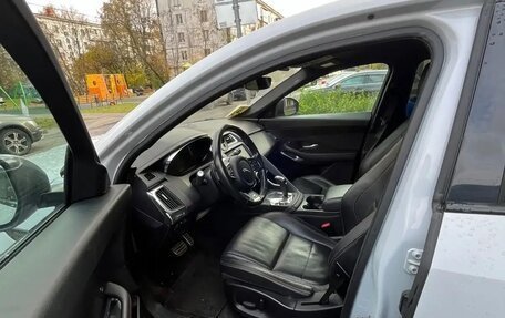 Jaguar E-Pace, 2019 год, 2 500 000 рублей, 5 фотография