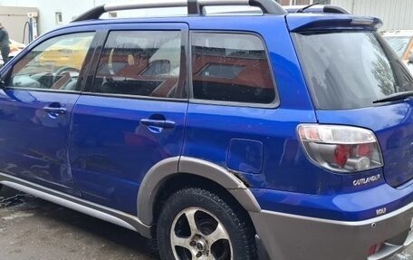 Mitsubishi Outlander III рестайлинг 3, 2004 год, 375 000 рублей, 8 фотография
