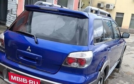 Mitsubishi Outlander III рестайлинг 3, 2004 год, 375 000 рублей, 9 фотография