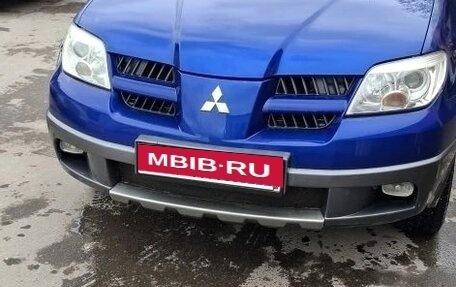 Mitsubishi Outlander III рестайлинг 3, 2004 год, 375 000 рублей, 7 фотография