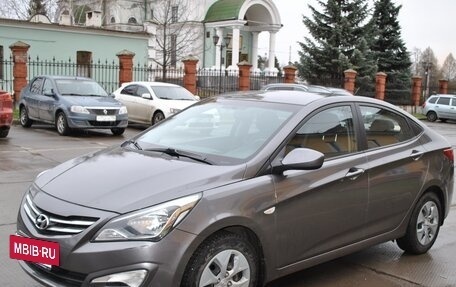 Hyundai Solaris II рестайлинг, 2014 год, 1 000 000 рублей, 8 фотография