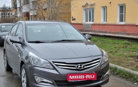 Hyundai Solaris II рестайлинг, 2014 год, 1 000 000 рублей, 5 фотография