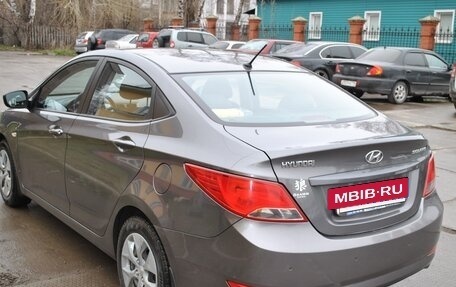 Hyundai Solaris II рестайлинг, 2014 год, 1 000 000 рублей, 11 фотография