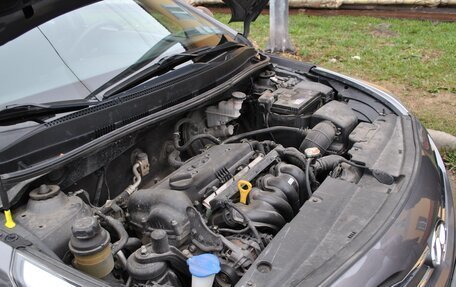 Hyundai Solaris II рестайлинг, 2014 год, 1 000 000 рублей, 16 фотография