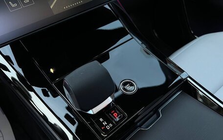 Land Rover Range Rover IV рестайлинг, 2026 год, 19 450 000 рублей, 34 фотография