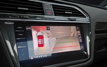 Volkswagen Tiguan II, 2022 год, 2 950 000 рублей, 13 фотография