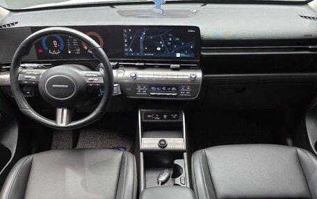 Hyundai Kona, 2023 год, 2 389 000 рублей, 9 фотография