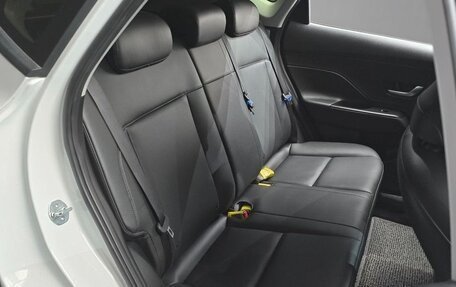 Hyundai Kona, 2023 год, 2 389 000 рублей, 8 фотография