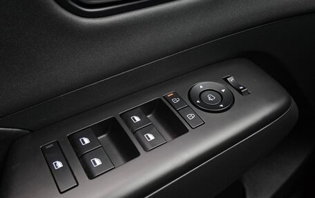 Hyundai Kona, 2023 год, 2 389 000 рублей, 16 фотография