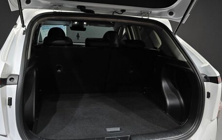 Hyundai Kona, 2023 год, 2 389 000 рублей, 18 фотография