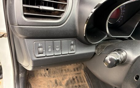 KIA Rio III рестайлинг, 2012 год, 450 000 рублей, 10 фотография