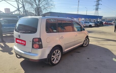 Volkswagen Touran III, 2007 год, 450 000 рублей, 4 фотография