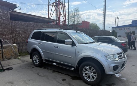 Mitsubishi Pajero Sport II рестайлинг, 2015 год, 2 000 000 рублей, 2 фотография