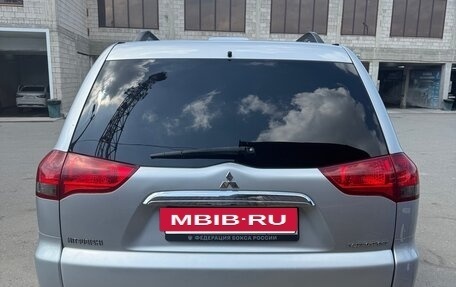 Mitsubishi Pajero Sport II рестайлинг, 2015 год, 2 000 000 рублей, 3 фотография
