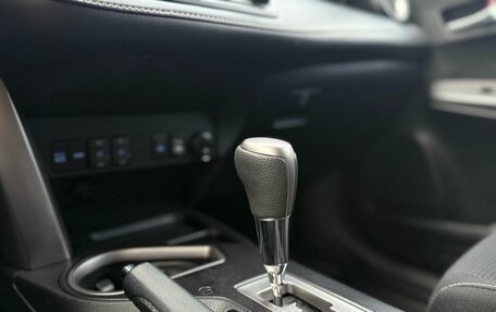 Toyota RAV4, 2017 год, 2 590 000 рублей, 17 фотография