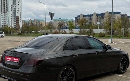 Mercedes-Benz E-Класс, 2017 год, 3 800 000 рублей, 1 фотография