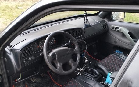 Volkswagen Passat B4, 1995 год, 250 000 рублей, 1 фотография