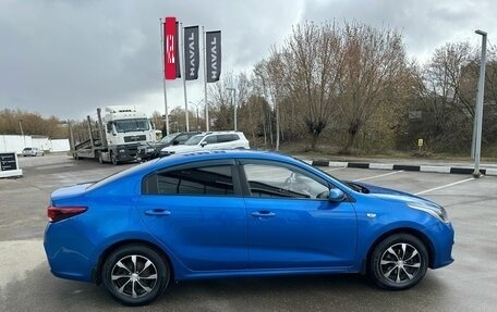 KIA Rio IV, 2017 год, 879 000 рублей, 4 фотография