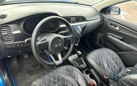 KIA Rio IV, 2017 год, 879 000 рублей, 9 фотография