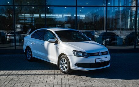 Volkswagen Polo VI (EU Market), 2012 год, 650 000 рублей, 5 фотография