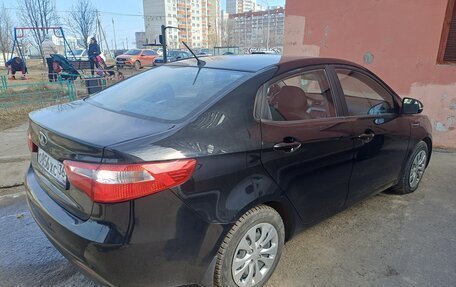 KIA Rio III рестайлинг, 2014 год, 1 000 000 рублей, 3 фотография