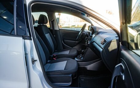 Volkswagen Polo VI (EU Market), 2012 год, 650 000 рублей, 11 фотография