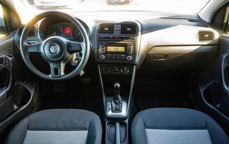 Volkswagen Polo VI (EU Market), 2012 год, 650 000 рублей, 14 фотография