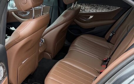 Mercedes-Benz E-Класс, 2017 год, 3 800 000 рублей, 9 фотография