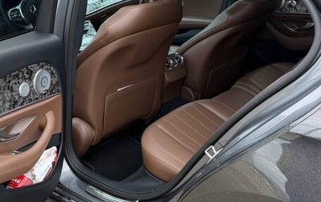 Mercedes-Benz E-Класс, 2017 год, 3 800 000 рублей, 8 фотография