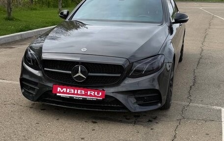 Mercedes-Benz E-Класс, 2017 год, 3 800 000 рублей, 2 фотография