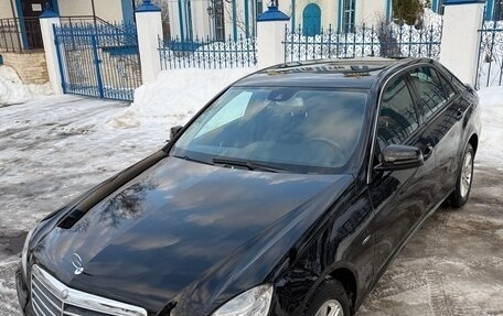 Mercedes-Benz E-Класс, 2010 год, 1 630 000 рублей, 12 фотография