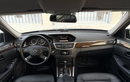 Mercedes-Benz E-Класс, 2010 год, 1 630 000 рублей, 30 фотография