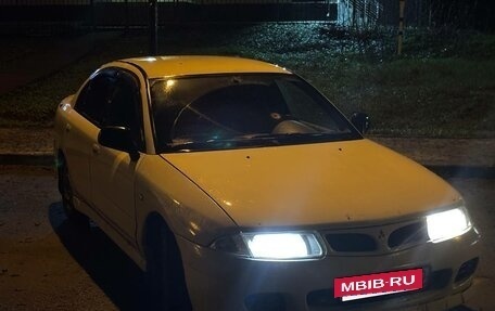 Mitsubishi Carisma I, 1995 год, 180 000 рублей, 4 фотография