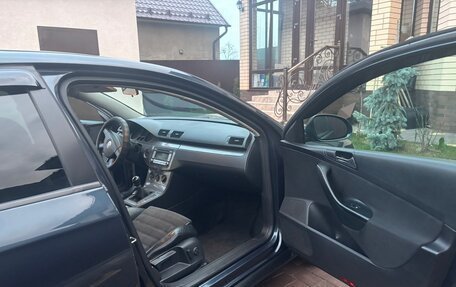 Volkswagen Passat B6, 2007 год, 720 000 рублей, 4 фотография