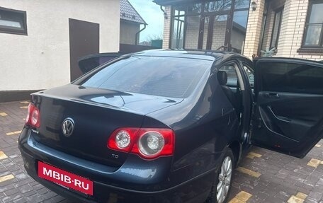 Volkswagen Passat B6, 2007 год, 720 000 рублей, 3 фотография