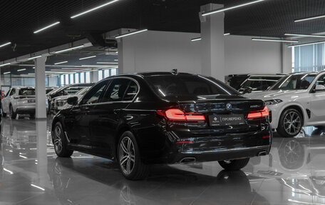 BMW 5 серия, 2022 год, 5 050 000 рублей, 4 фотография