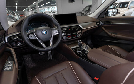 BMW 5 серия, 2022 год, 5 050 000 рублей, 7 фотография