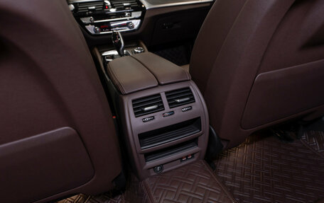 BMW 5 серия, 2022 год, 5 050 000 рублей, 14 фотография