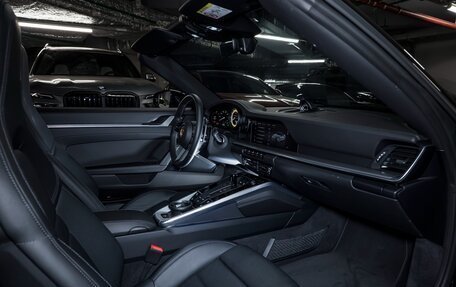 Porsche 911, 2023 год, 31 500 000 рублей, 28 фотография