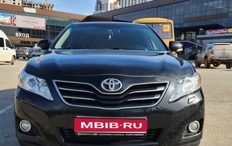 Toyota Camry, 2009 год, 990 000 рублей, 2 фотография