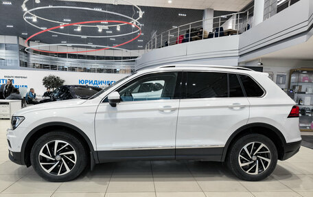 Volkswagen Tiguan II, 2018 год, 2 265 000 рублей, 12 фотография