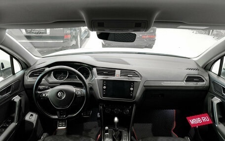 Volkswagen Tiguan II, 2018 год, 2 265 000 рублей, 18 фотография