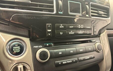 Toyota Land Cruiser 200, 2008 год, 3 649 000 рублей, 10 фотография