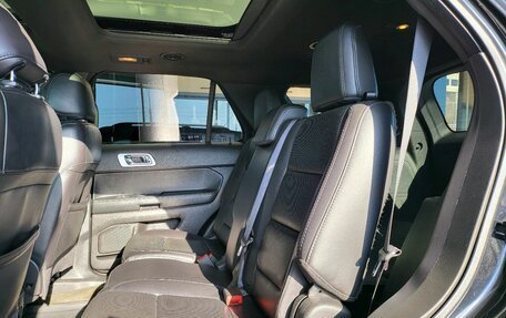 Ford Explorer VI, 2013 год, 1 599 000 рублей, 16 фотография